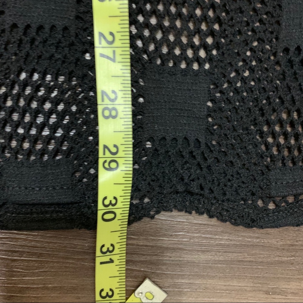 Dotti Black Crochet Short Sleeve Swim Cover Up Size Small - Picture 9 of 9